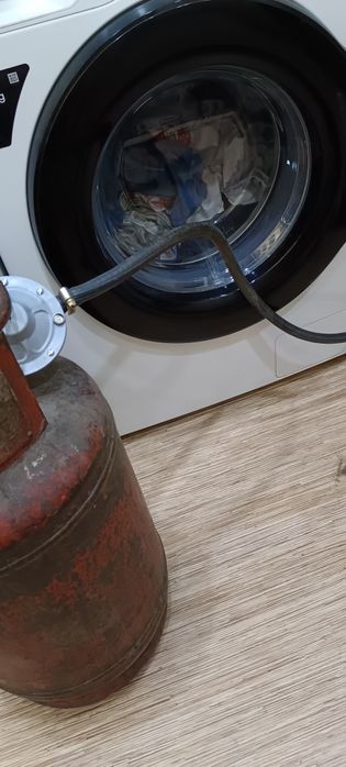 Газовый балон с вентилем