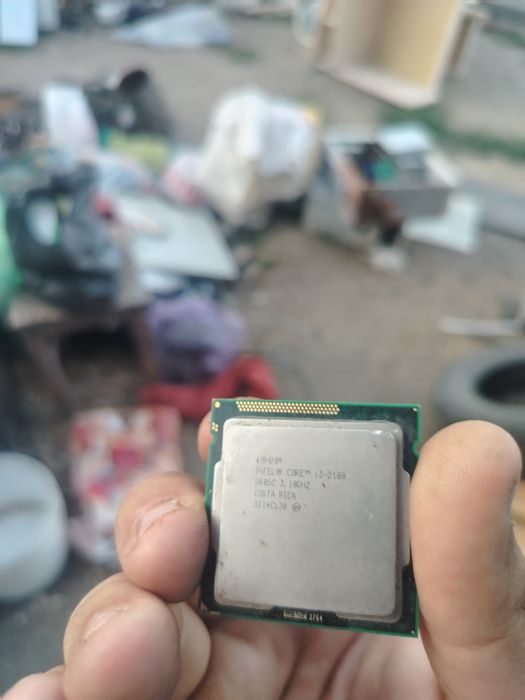 Продам CORE™ i3-2100