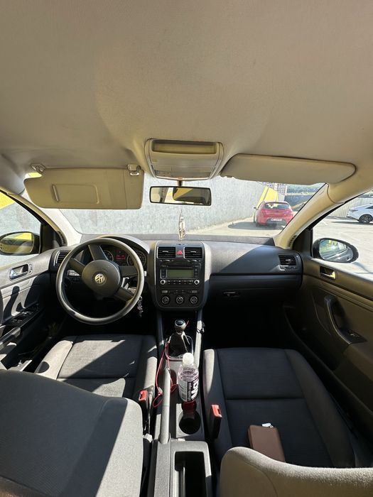 Volkswagen Golf 5, 2005, 1.6 FSI Benzină