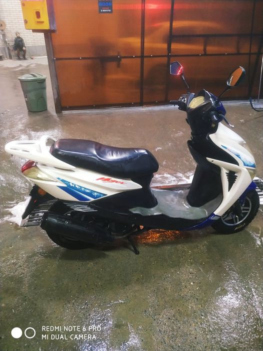 Скутер МАЖОТ сотилади