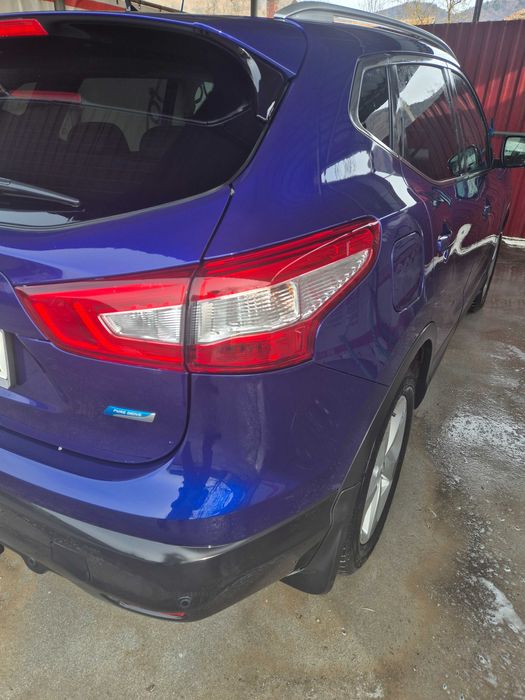 Nissan Qashqai 1,5 DCI, 110 CP, echipare TEKNA