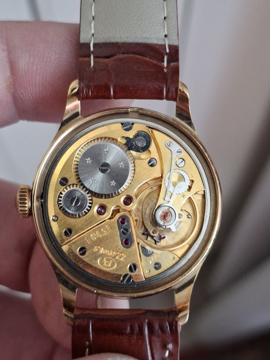 Продам часы ссср