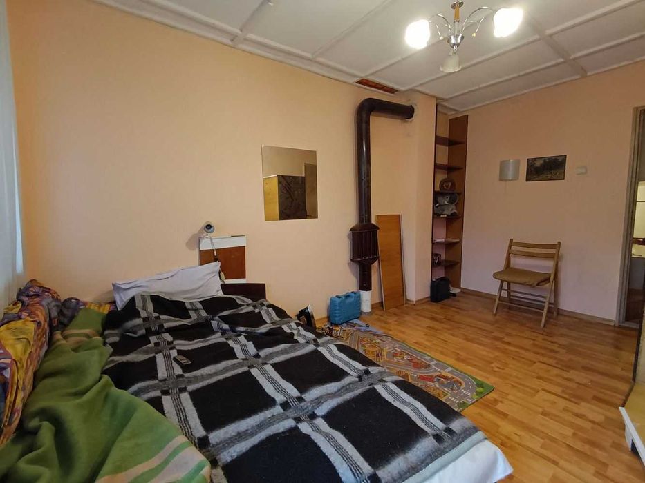 Двустаен апартамент с гараж - кв. Колю Фичето