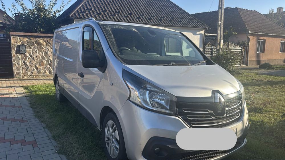 Renault Trafic volan dreapta UK
