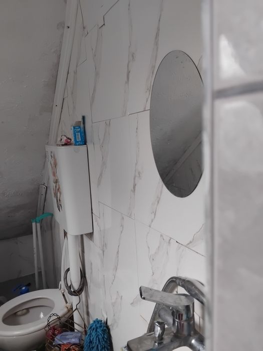 Етаж от къща с двор и гараж в център