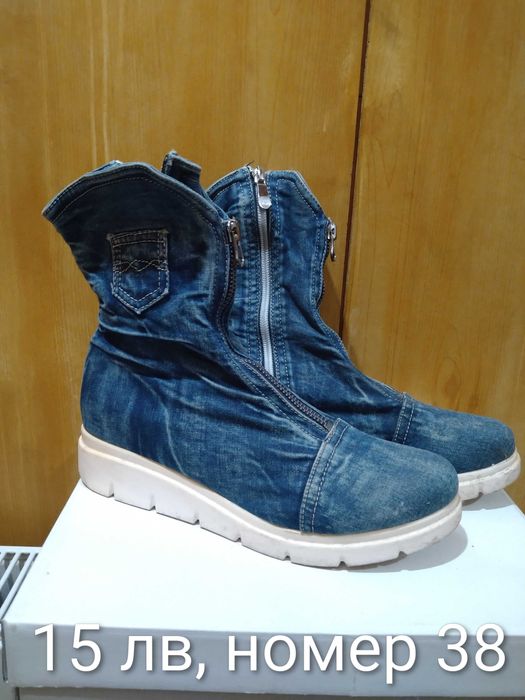 Продавам дамски обувки