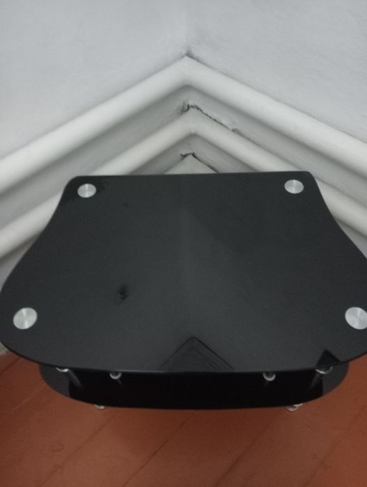 Тумбочка под телевизор.