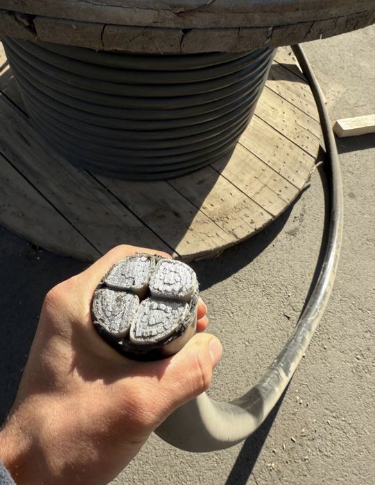 Аввг 4*185+120 кабел