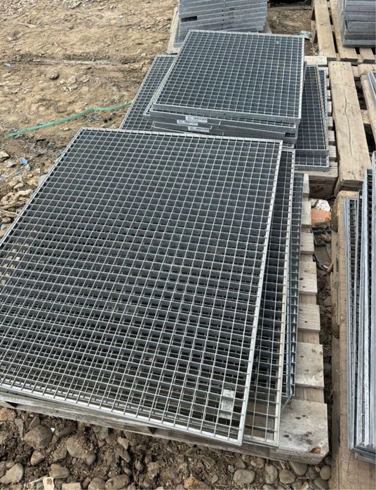 Gratare zincate galvanizate