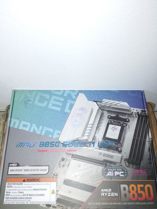 Placa de baza MSI MPG b850 TI WIFI Sigilata
