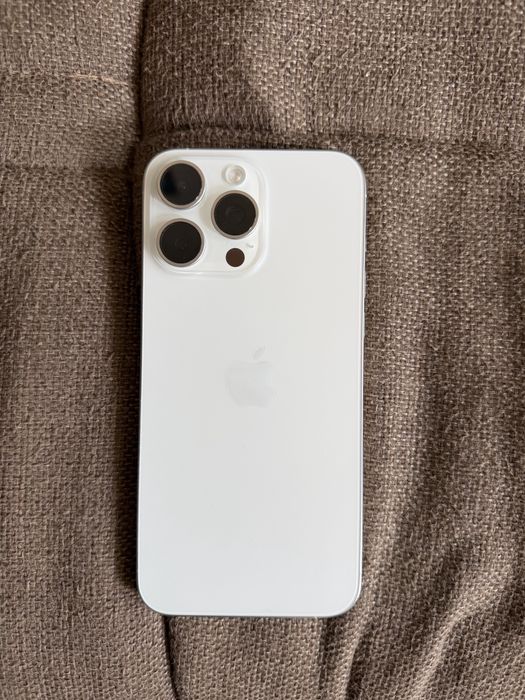 Iphone 15 pro max с гарантией