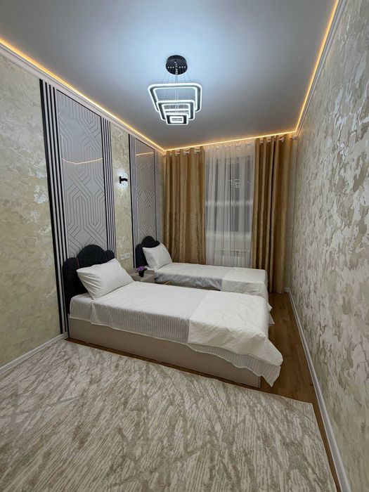 Продам СВОЮ 4- комн.квартиру  с обстановкой. Чиланзар 9 кв.