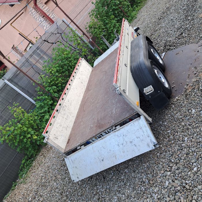 Remorca Aluminiu MEYER  de 2000 kg masa popie de 295 kg  An 10/2016 impecabila