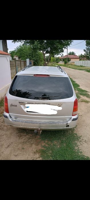 Vând Ford focus detalii la telefon
