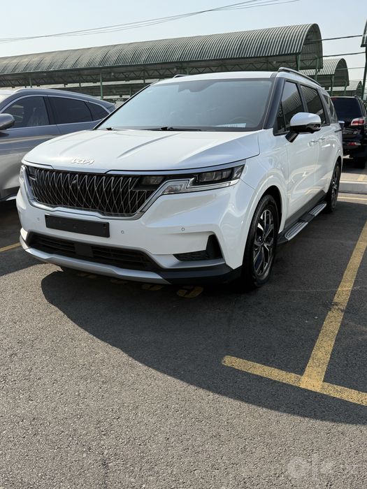 Kia carnival 7 mestniy
