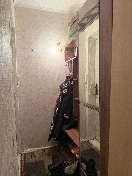 Обменяю 3-х ком квартиру на 1-ком с доплатой