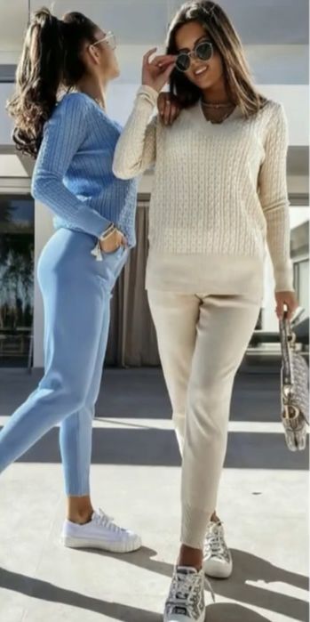 Продам костюм