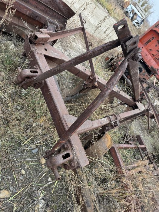 Продам 2 плуга 4 х корпусные