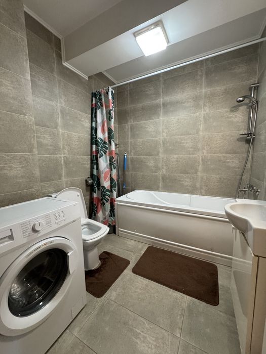 Inchiriez apt. 2 camere, 350 euro.