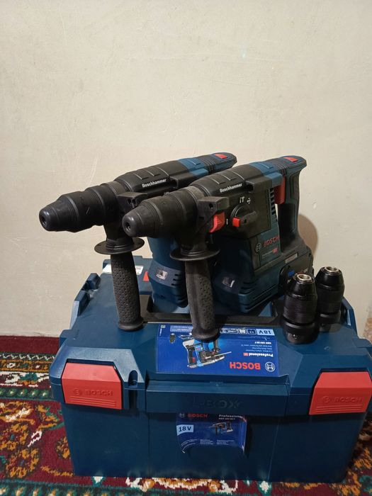 Перфоратор Bosch GBH 18v-26f с семный потрогом оригинал Германия .