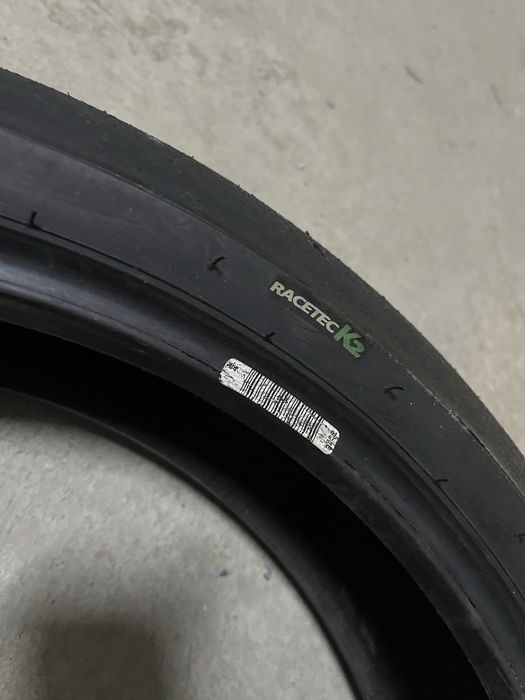 Мото слик 120/70 R17 Metzeler