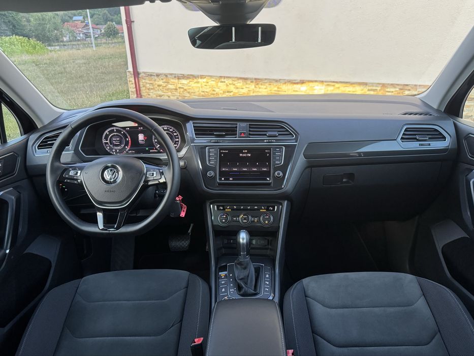 **Vw Tiguan/Fabr 2017/4 Motion/4x4/DSG/Faruri MATRIX/Virtual Cockpit/Camera/ ACC /Line-Front Assist/**