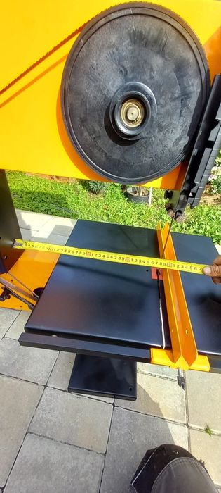 Fierăstrău cu bandă/Banzic