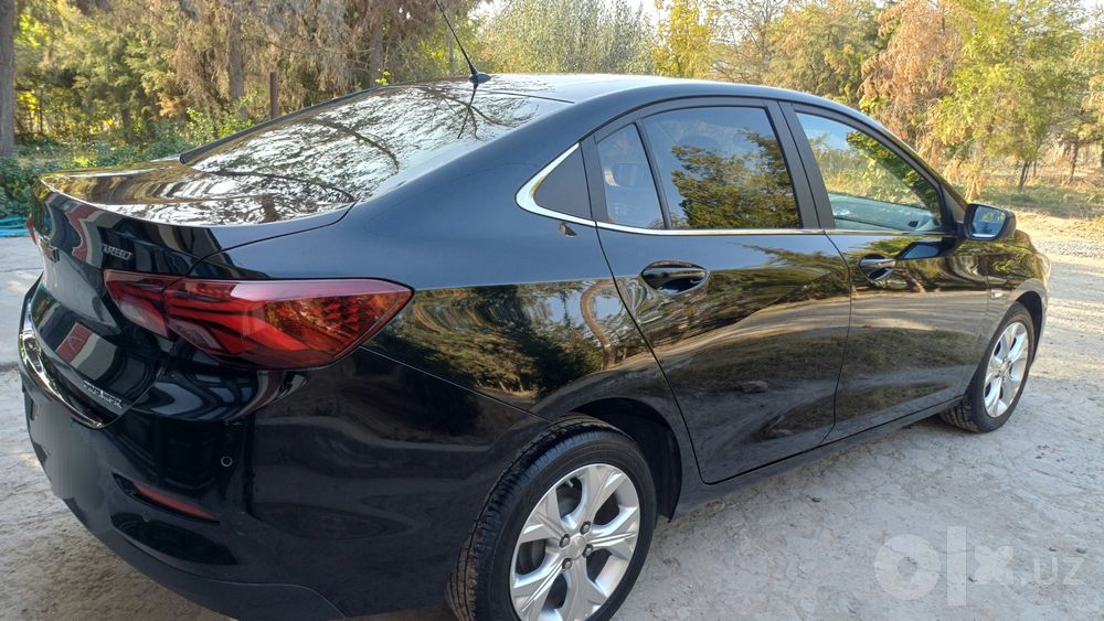 Срочно продается Chevrolet Onix