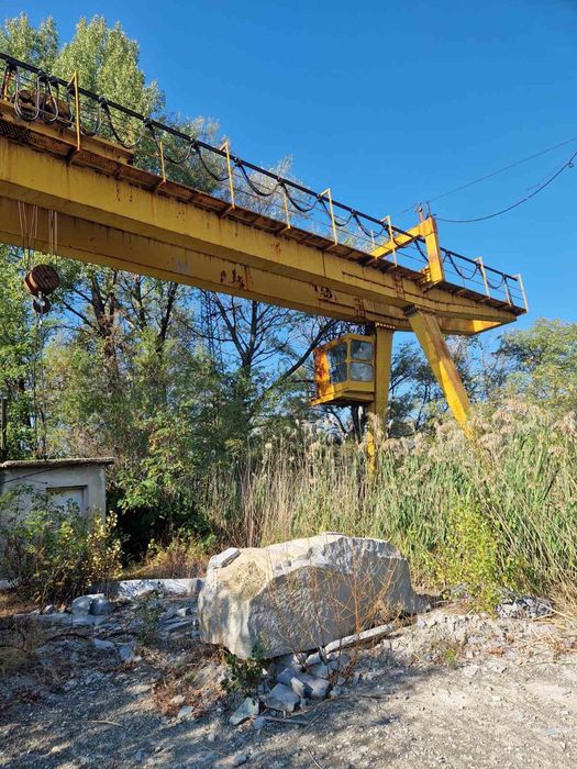 Верижен Телфер с радиоуправление за кран schnieder телекран ,либхер,ау