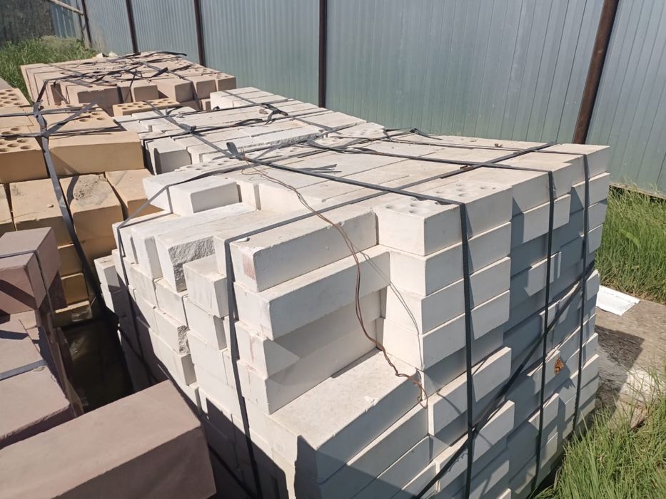 Продам кирпич по 150тг