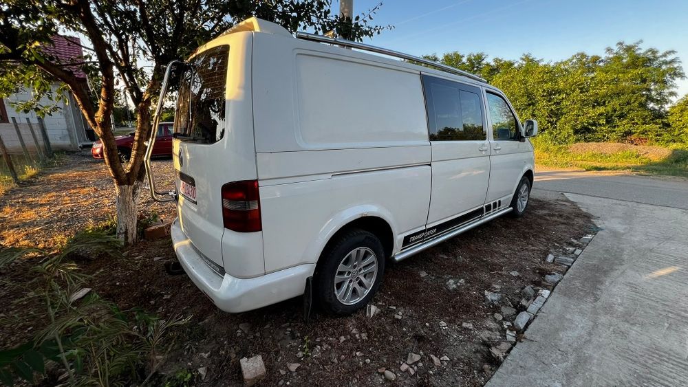 Volkswagen multivan T5 2.5 TDI