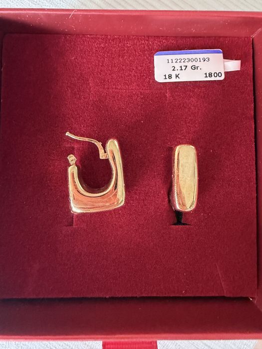Золотые серьги 750 пробы