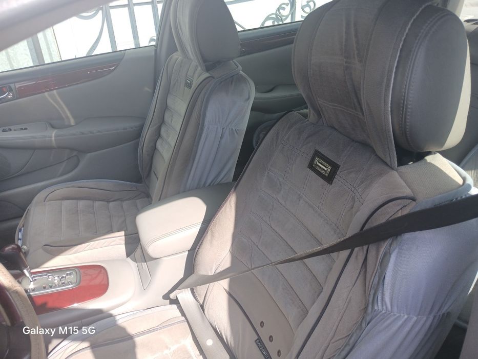 Автомашина лексус es300