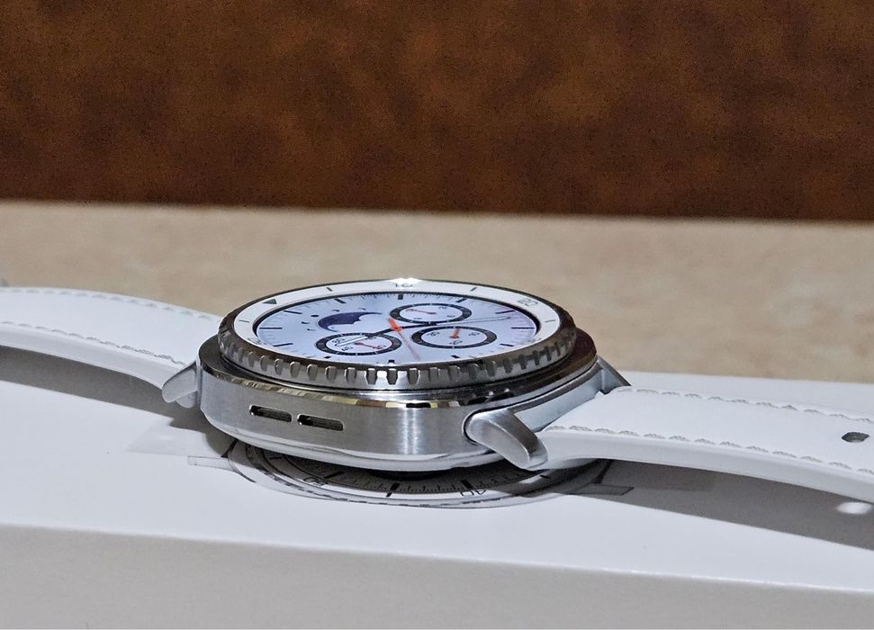 Samsung Watch 8 46 mm Clasic nou garantie 23 luni