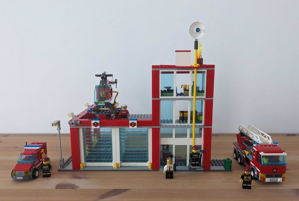 Vand lego city 60004 - Statia de pompieri