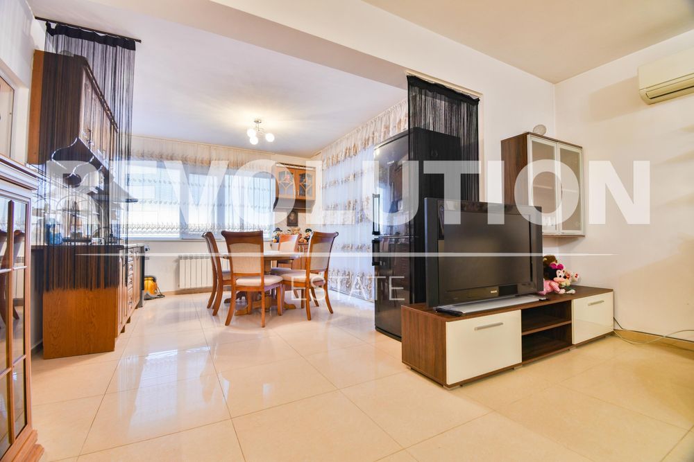 Дава се под наем Двустаен апартамент в София, Горна баня - 80 кв.м за 450 € - Снимка #1