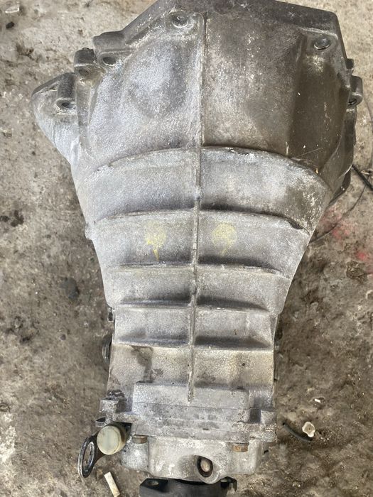 Продам коробку мерс 190 4 ступка мех