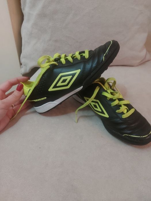 Бутонки NIKE Mercurial размер 35,ADIDAS размер 32, Стоножки Umbro 36,5