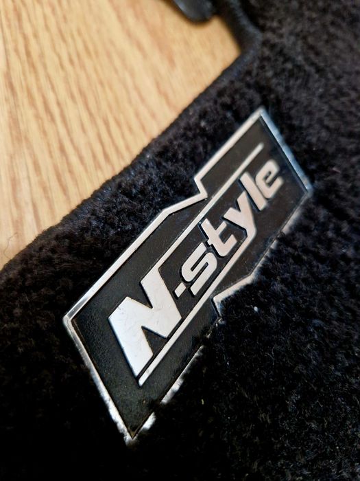 Полики для авто с ворсм