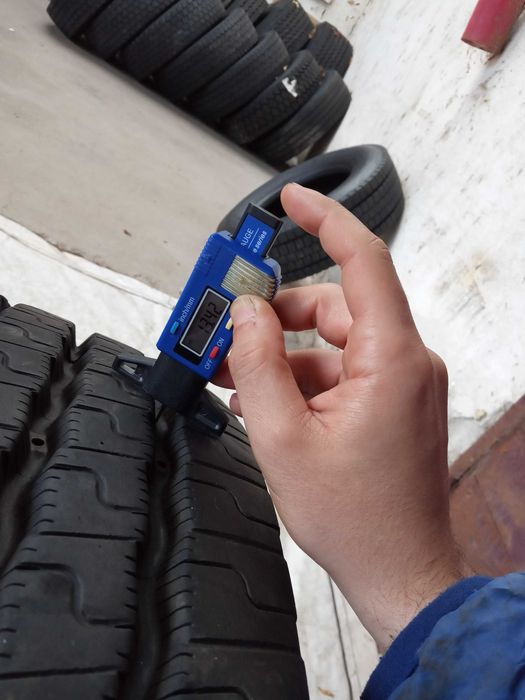 1 тежкотоварна гума 305/70R19.5 Michelin XZE2+ 148/146L DOT2520Germany