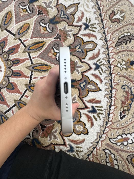 Iphone 16e хорошее состояние