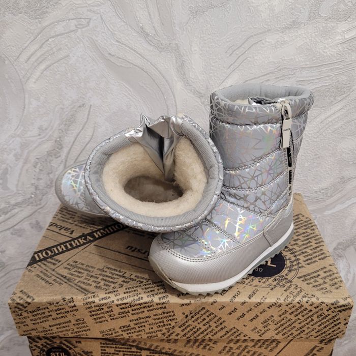 Сапожки зимние на девочку