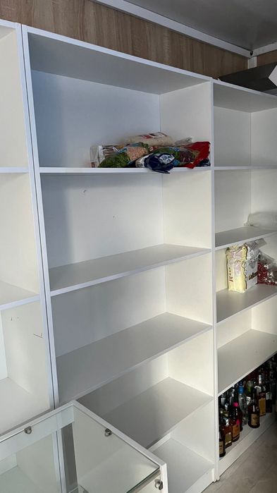 Продам магазин вагончик обшитый и витрины