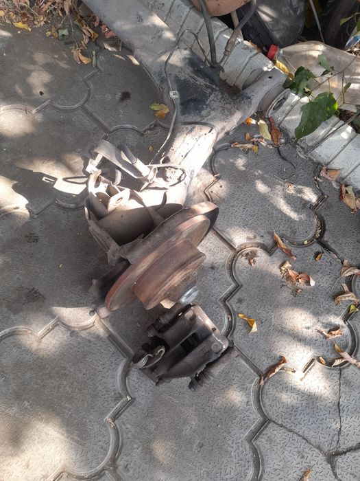 Задняя балка в сборе пасат Б-3