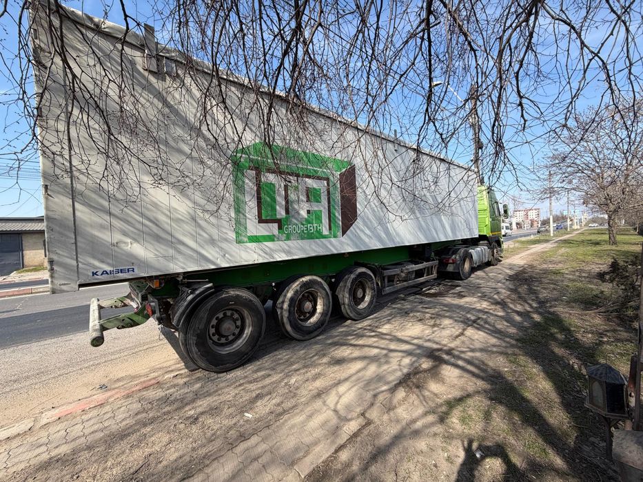 Ansamblu Volvo FH12 420 semiremorca cereale Kaiser