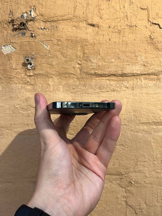 iPhone 12 pro sotiladi