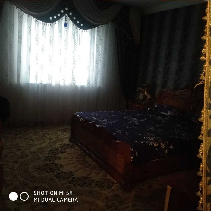 Уй сотилади  жихозлари билан Метро Беруний якинида  9/4/7