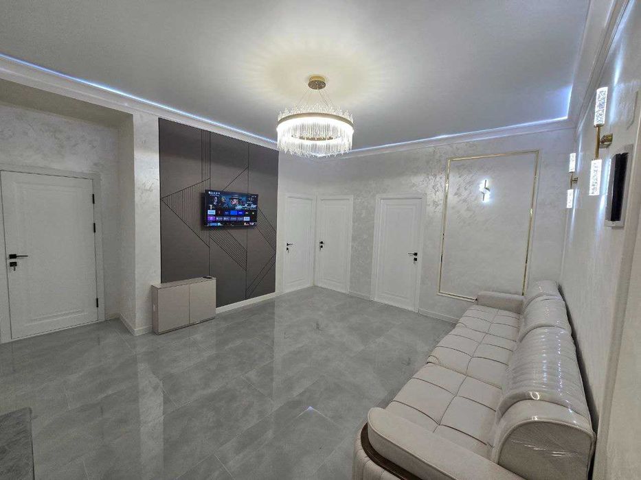 Shotarustavelli hududida kvartira zudlik bilan sotiladi!