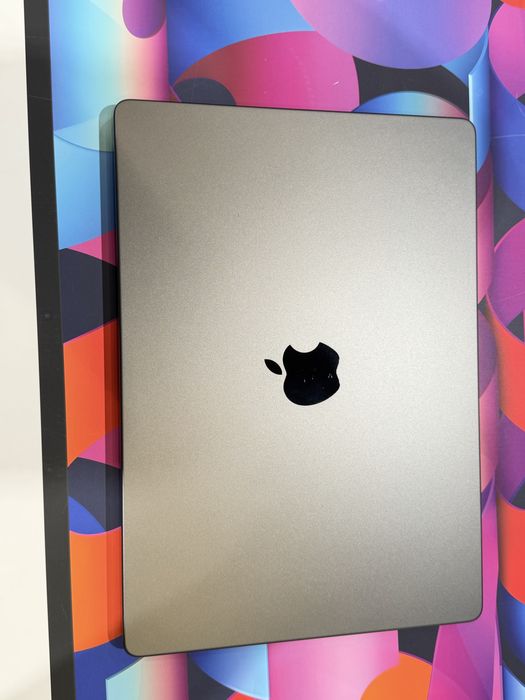 MacBook Pro 14' M4 Pro 24GB 512GB Space Black Пълен Комплект Гаранция