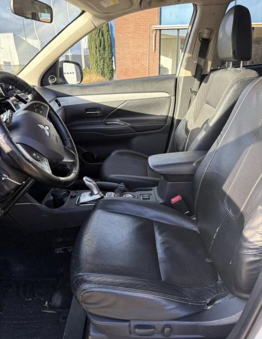 Mitsubishi Outlander PHEV 2.0plug in hybrid + ГАЗ 4х4 s-awc